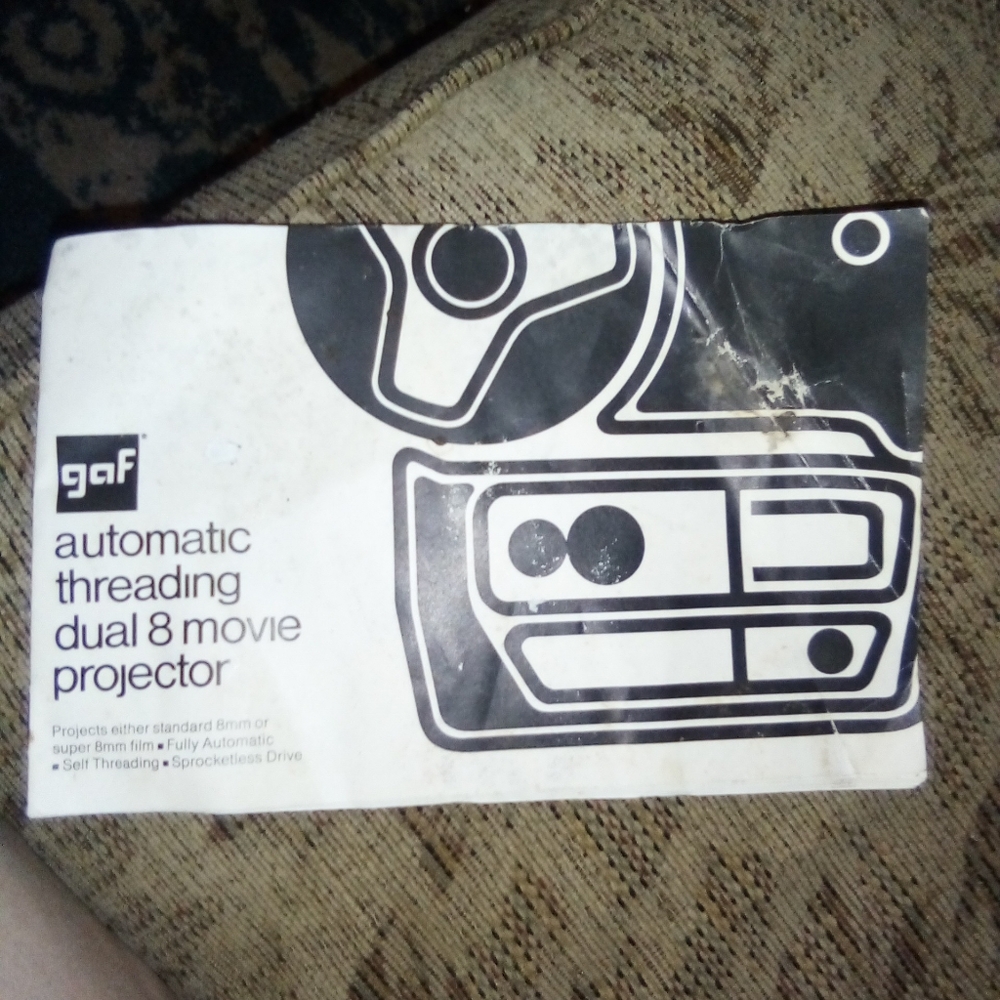 Auto Threading Dual 8 Movie Projector - Picture 2 of 7